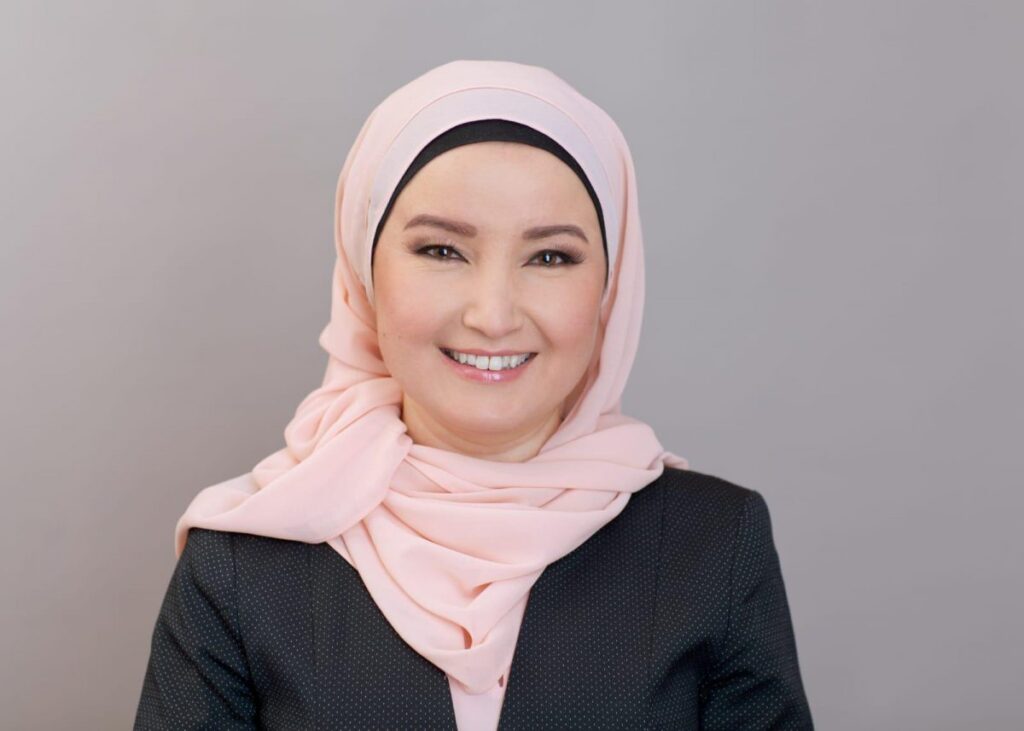 Fatimah Abdulghafur: elected to be the next Director of Uighur Times(English)